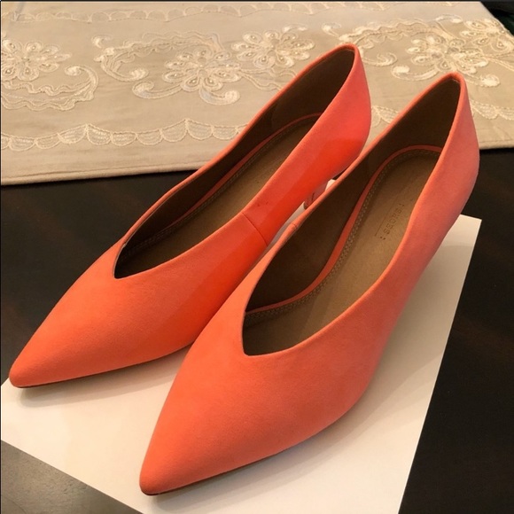 *ASOS* Coral Velvet Kitten Heel Shoes NWOT - Picture 4 of 14
